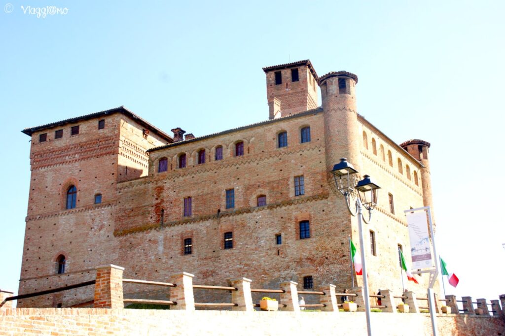 Grinzane - Castello