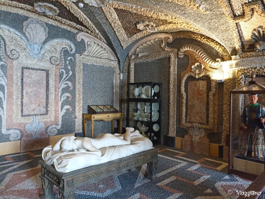 Grotte del Palazzo Borromeo