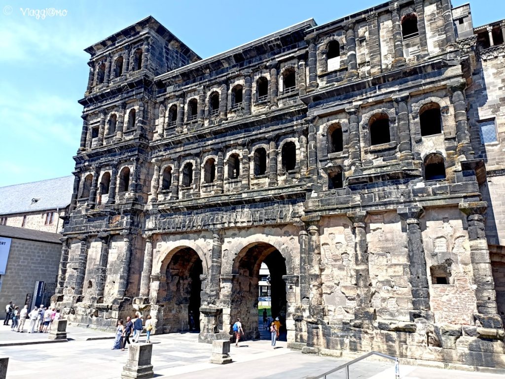 La Porta Nigra, simbolo di Treviri