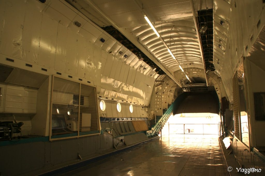 Interno dell'Antonov al Technik Museum