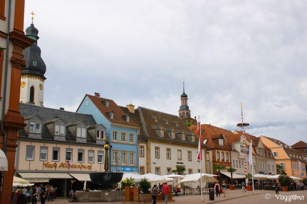 Maximilianstrasse la via principale di Spira